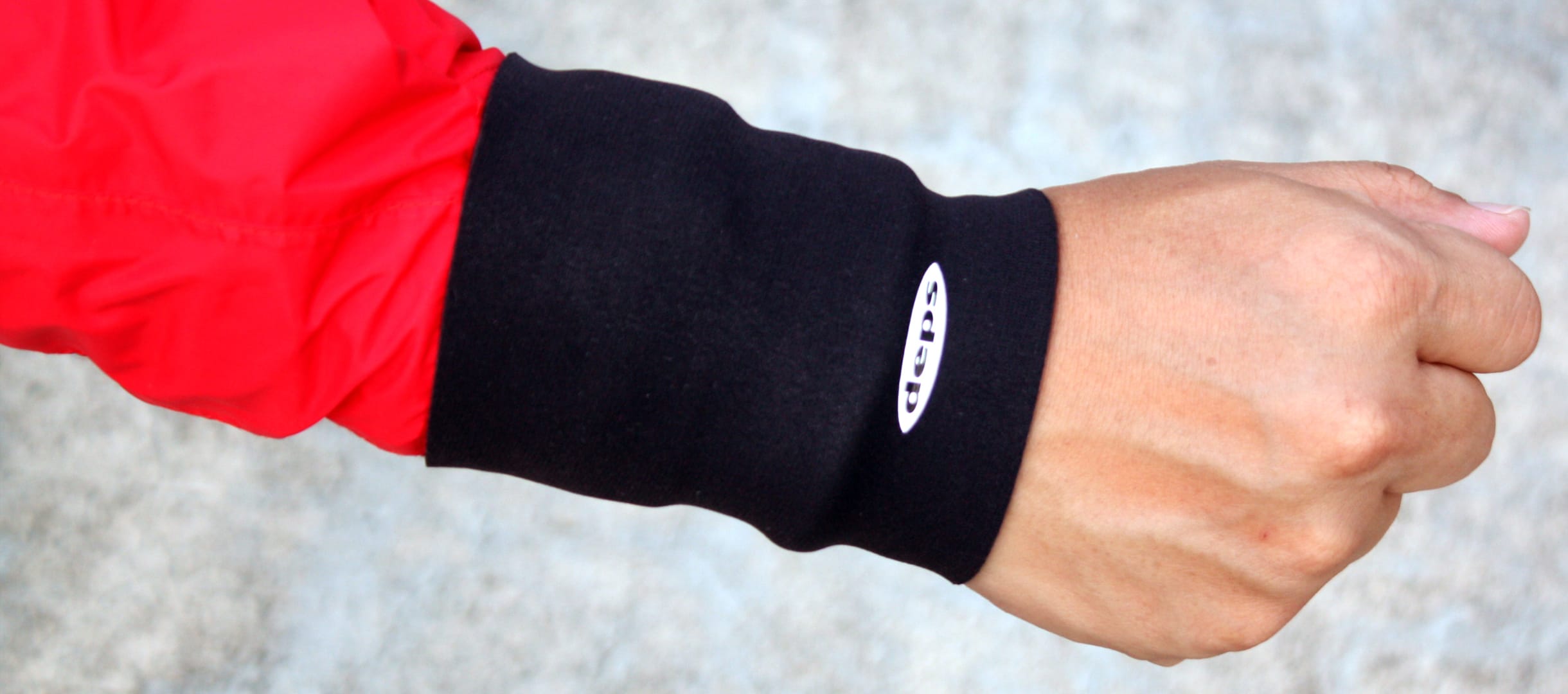 deps deps WRIST BAND